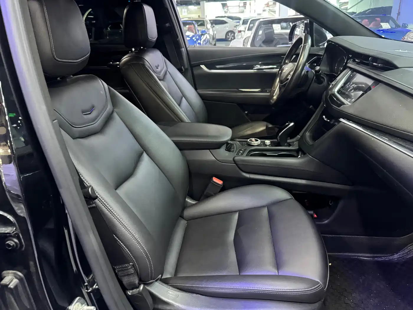 Cadillac XT5 2022 2.0T 4WD Luxury фото 8