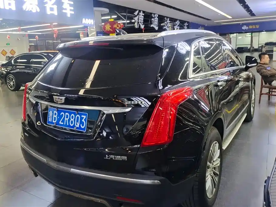 Cadillac XT5 2018 28T 4WD Luxury фото 3