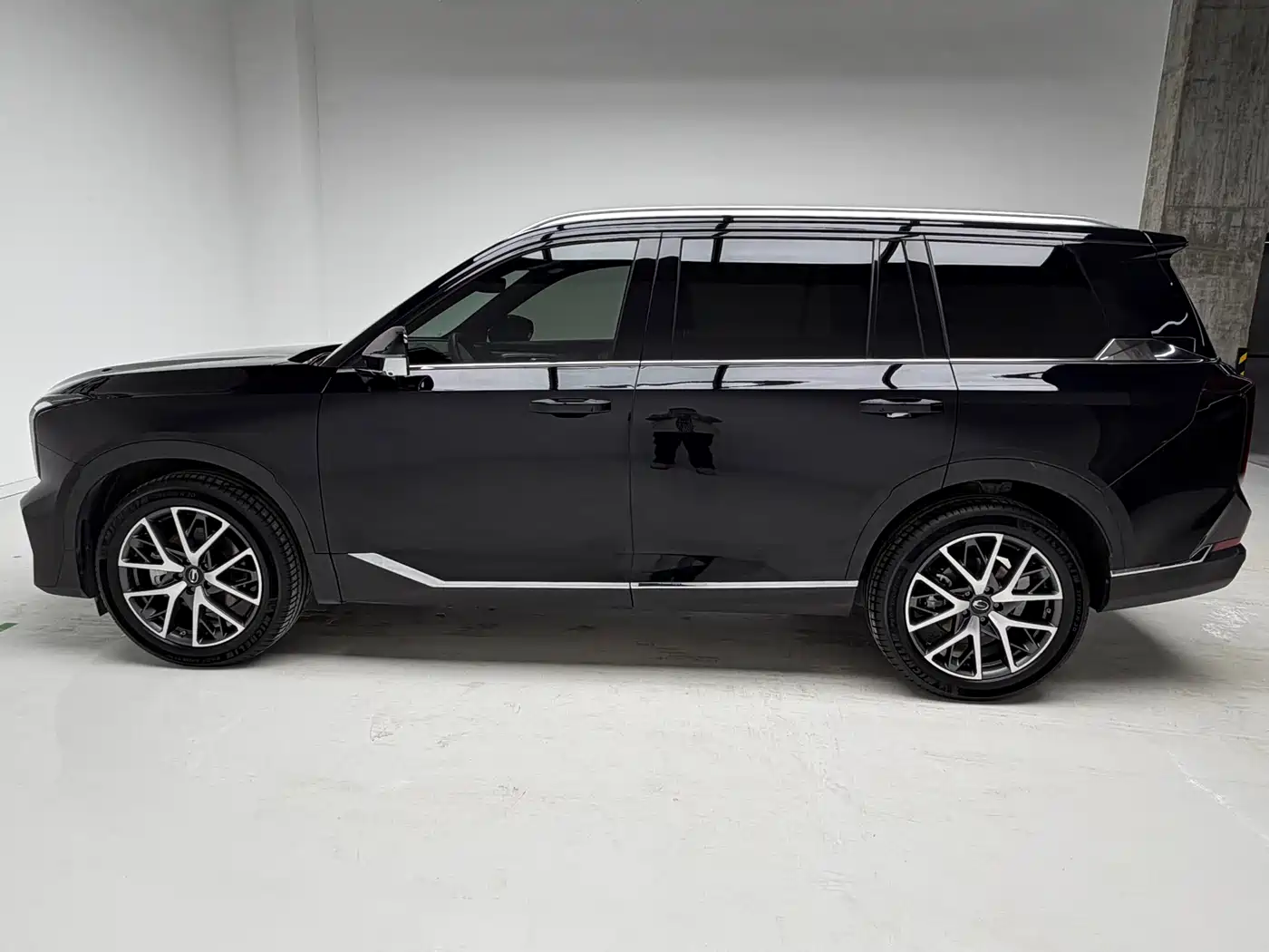 GAC Trumpchi Trumpchi GS8 2024 Navigator Series 2.0TGDI 2WD Luxury Smart Connect Edition фото 9