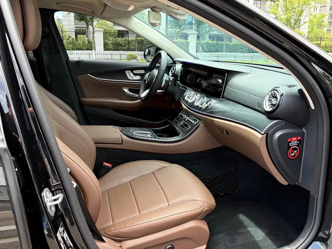 Mercedes-Benz E-Class 2019 E 300 L Sport Luxury фото 8
