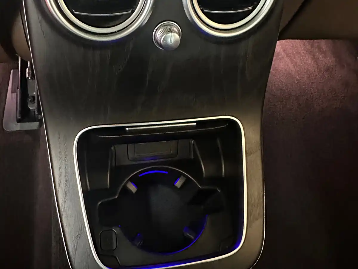 Mercedes-Benz E-Class 2022 Facelift III E 300 L Luxury фото 10