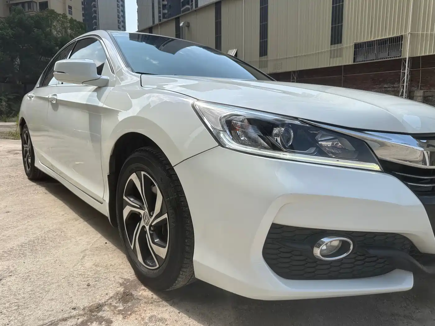 Фото 16 - Honda Accord