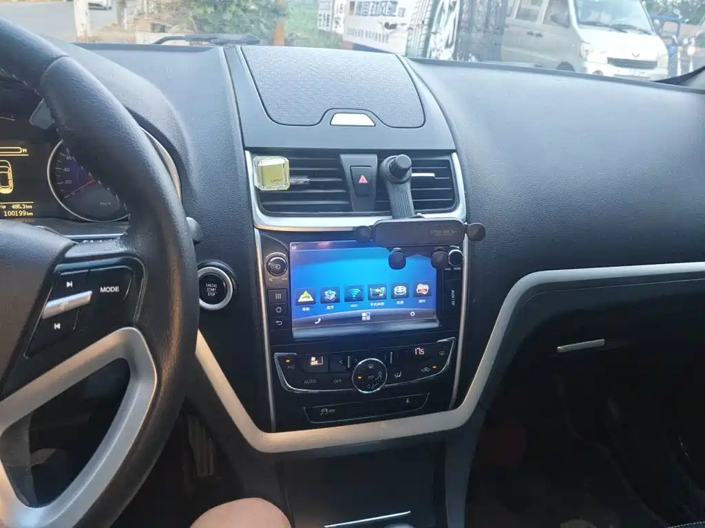 Geely Emgrand 2015 2015 Hatchback RS 1.5L Manual Up Version