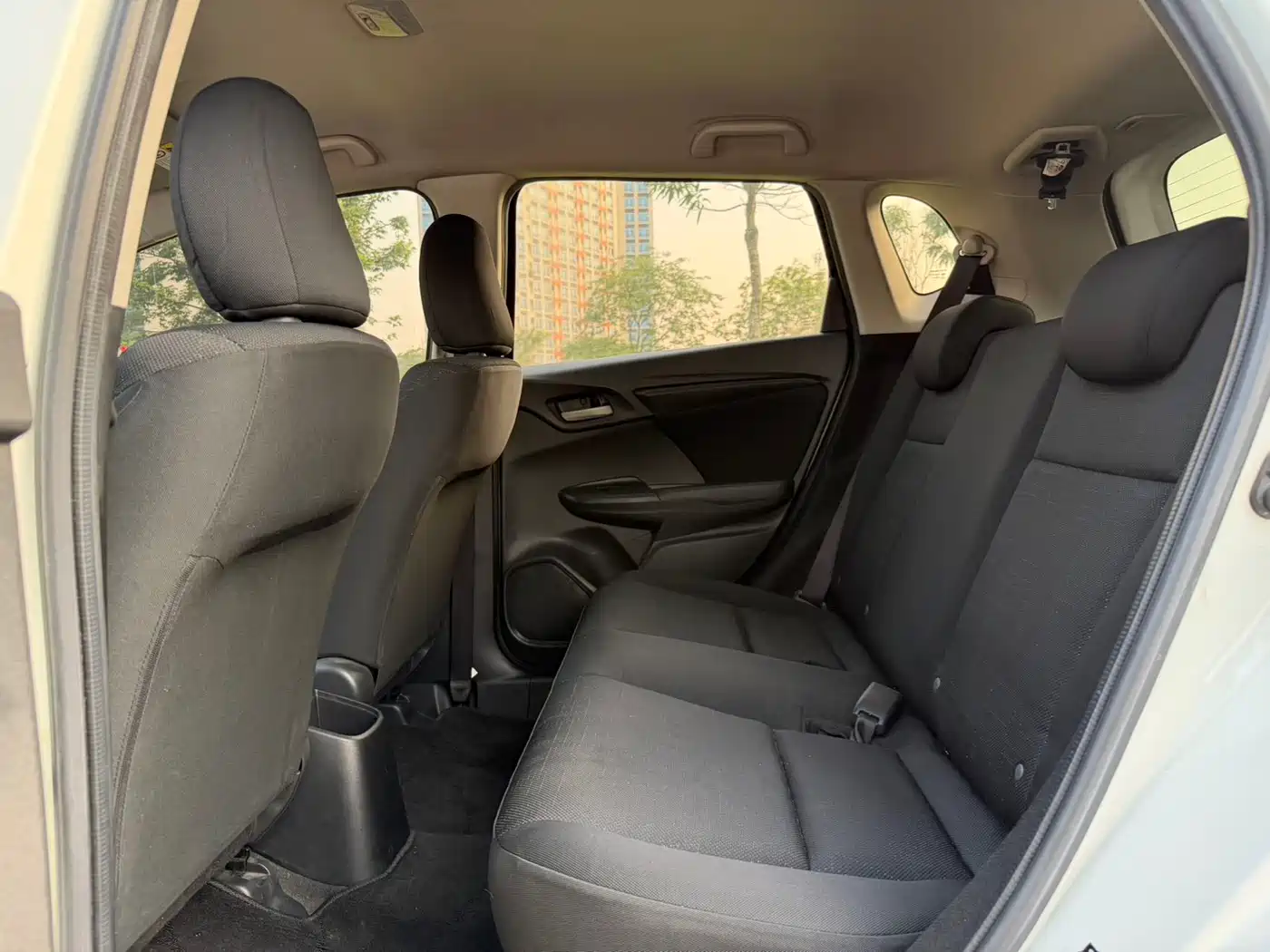 Photo 7 - Honda Fit