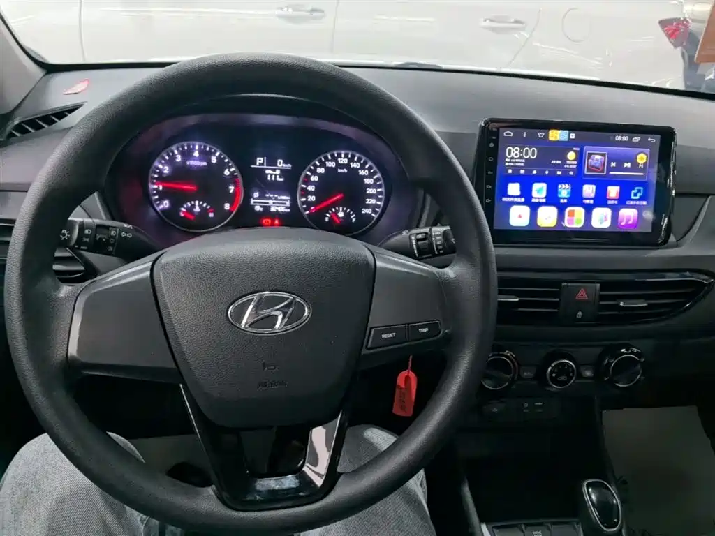 Hyundai Elantra 2018 1.6L Automatic Pleasing Edition GL China VI фото 10