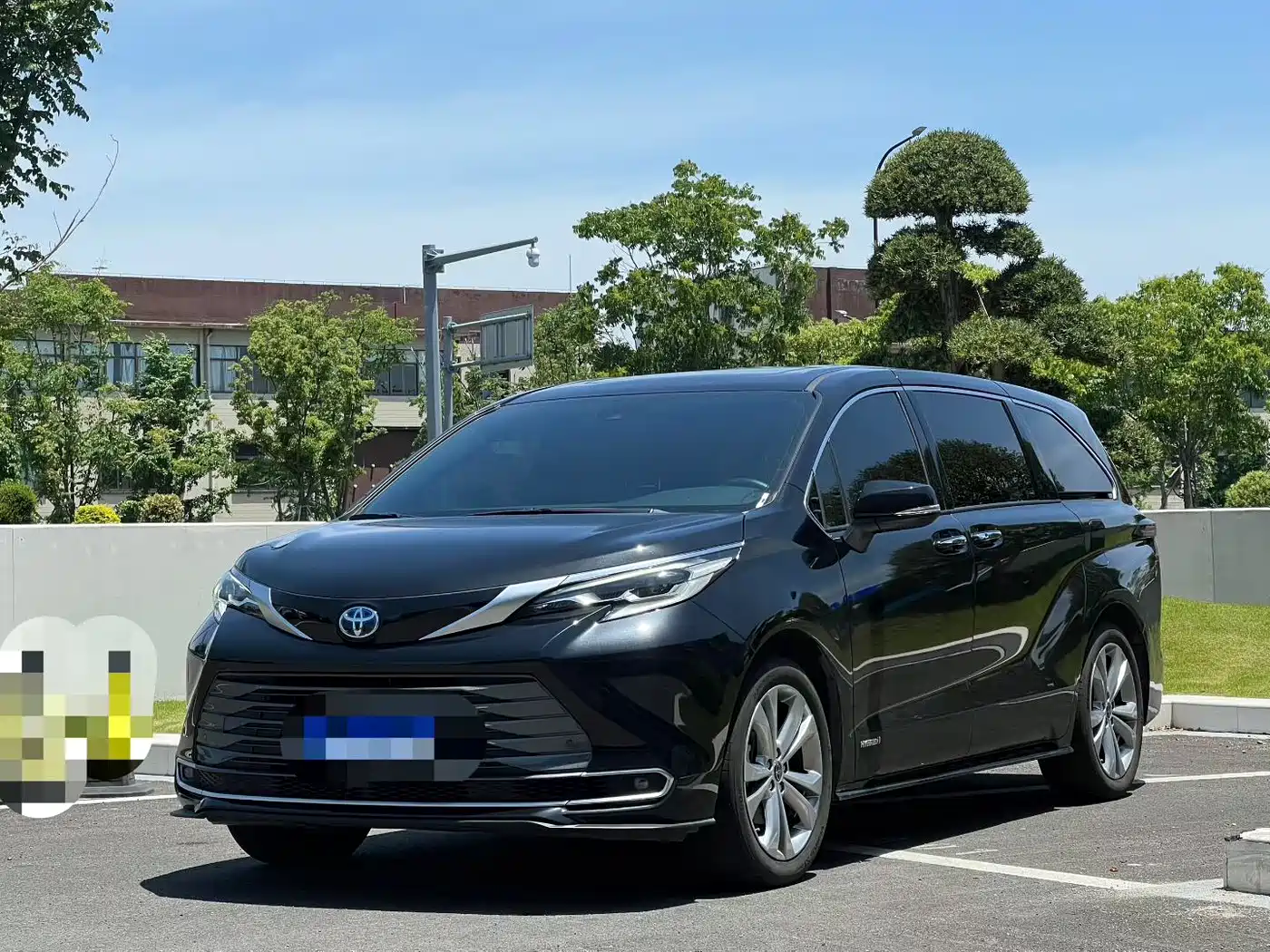 Toyota Sienna 2023 2.5L Hybrid Premium Edition
