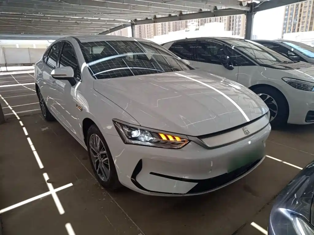 BYD Qin PLUS 2024 Glory Edition EV 510KM Leading фото 4