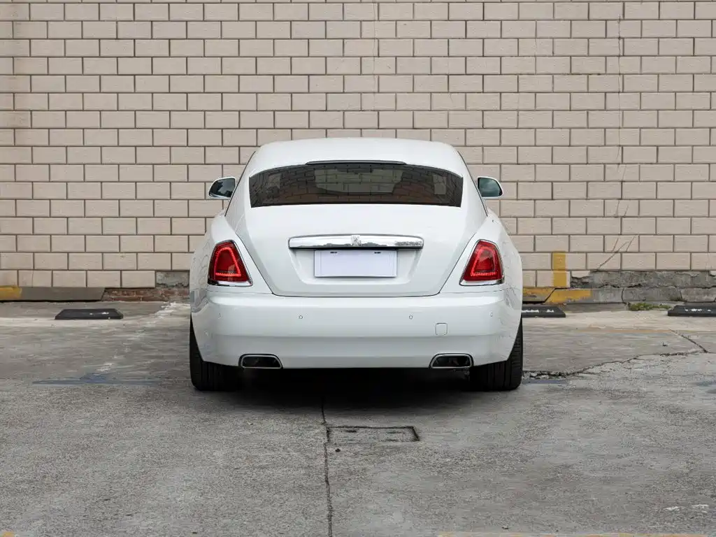 Фото 5 - Rolls-Royce Wraith