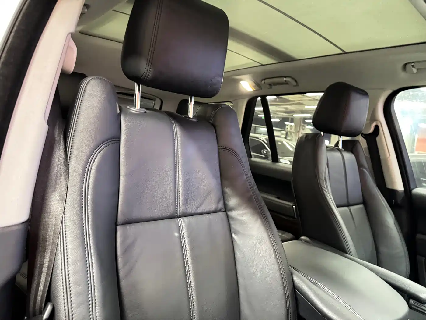 Land Rover Range Rover 2015 3.0 TDV6 Vogue фото 14
