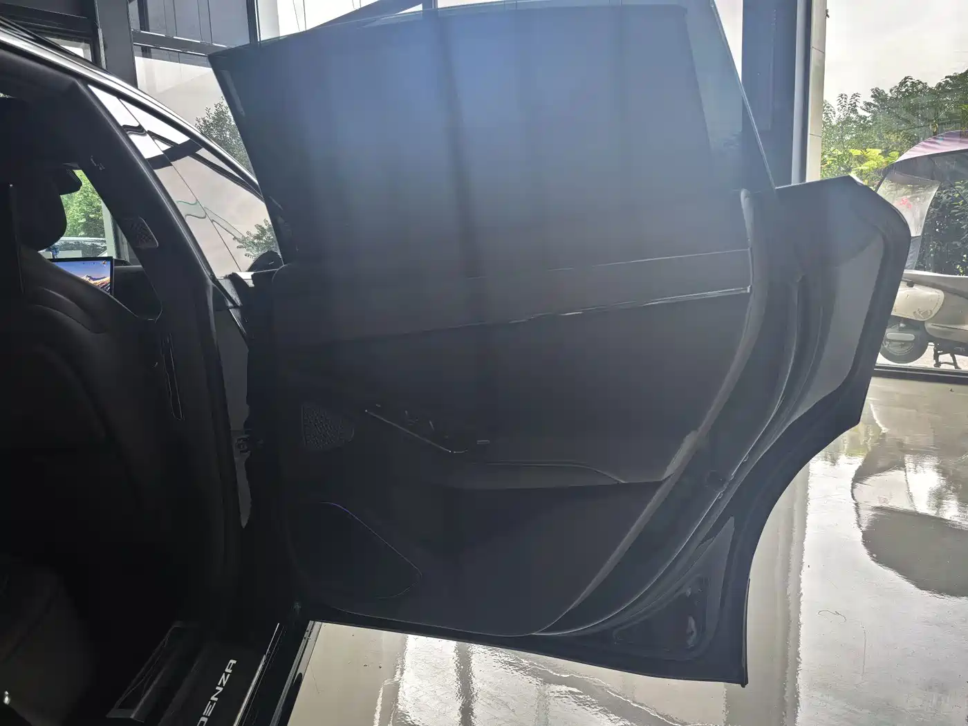 Denza Z9 2025 2024 Model 1100km AWD Ultra Edition