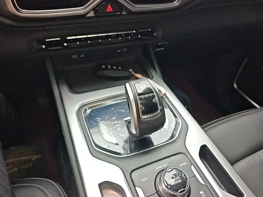 Geely Haoyue 2020 2020 1.8TD DCT Luxury 7-Seater