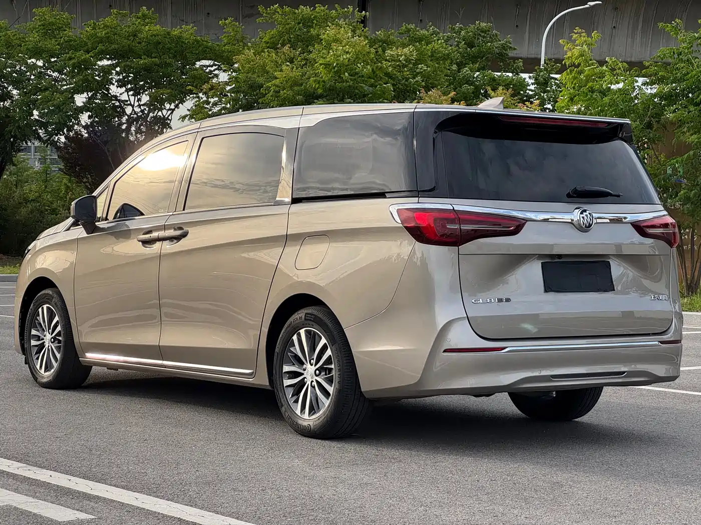 BUICK GL8
