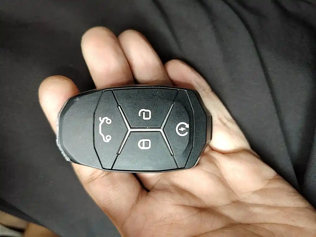 Lynk & Co 02 2018 1.5T DCT 2WD Power Edition China V фото 9