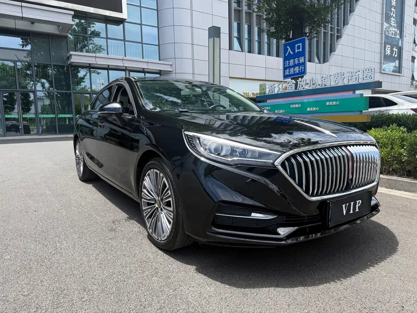 Hongqi H5 2022 Classic Facelift 1.5T DCT Flag Rhythm Edition фото 3