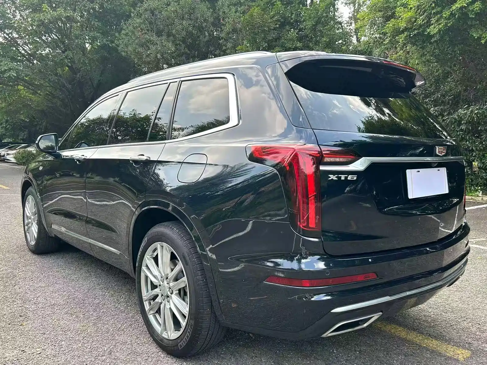Фото 7 - Cadillac XT6