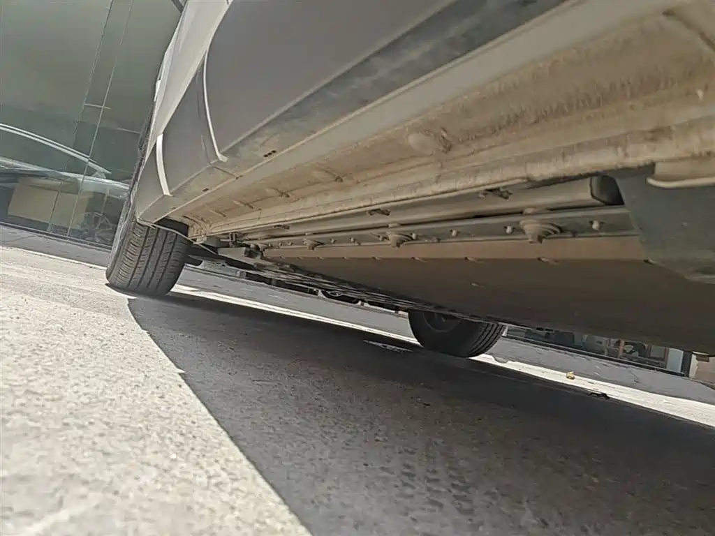 BYD Yuan UP 2024 401KM Leading Edition фото 22