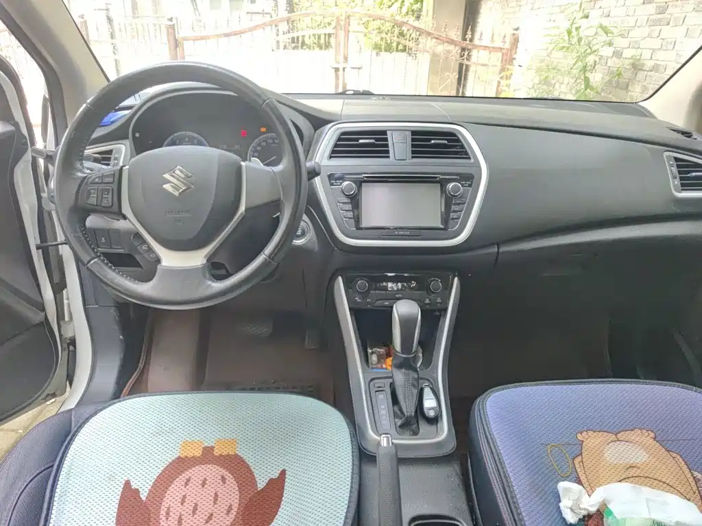 Suzuki SX4 S-Cross 2015 2015 1.6L CVT 2WD Elite
