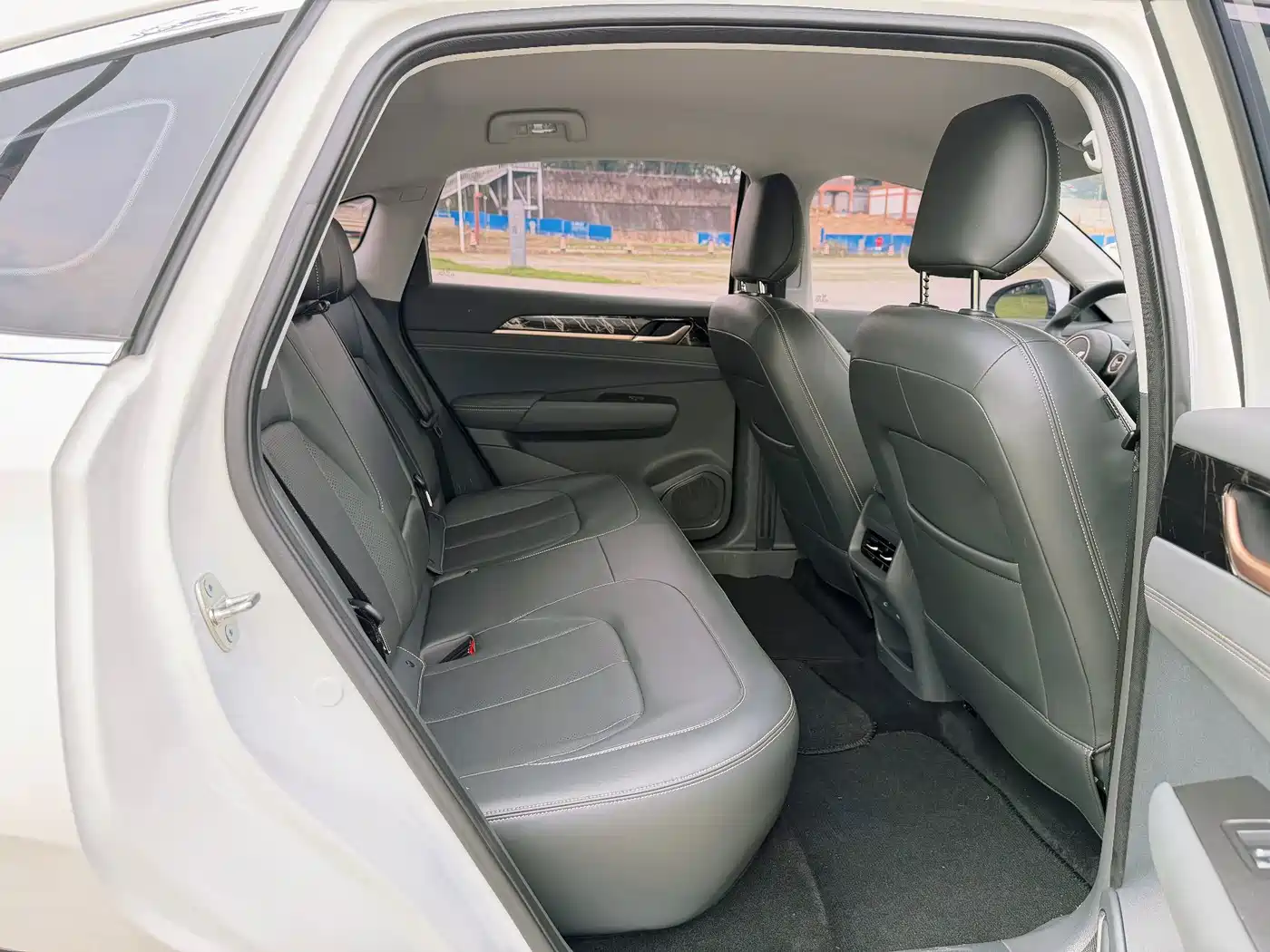 Wuling Motors Wuling Xingguang 2026 2025 150km Smart Advanced