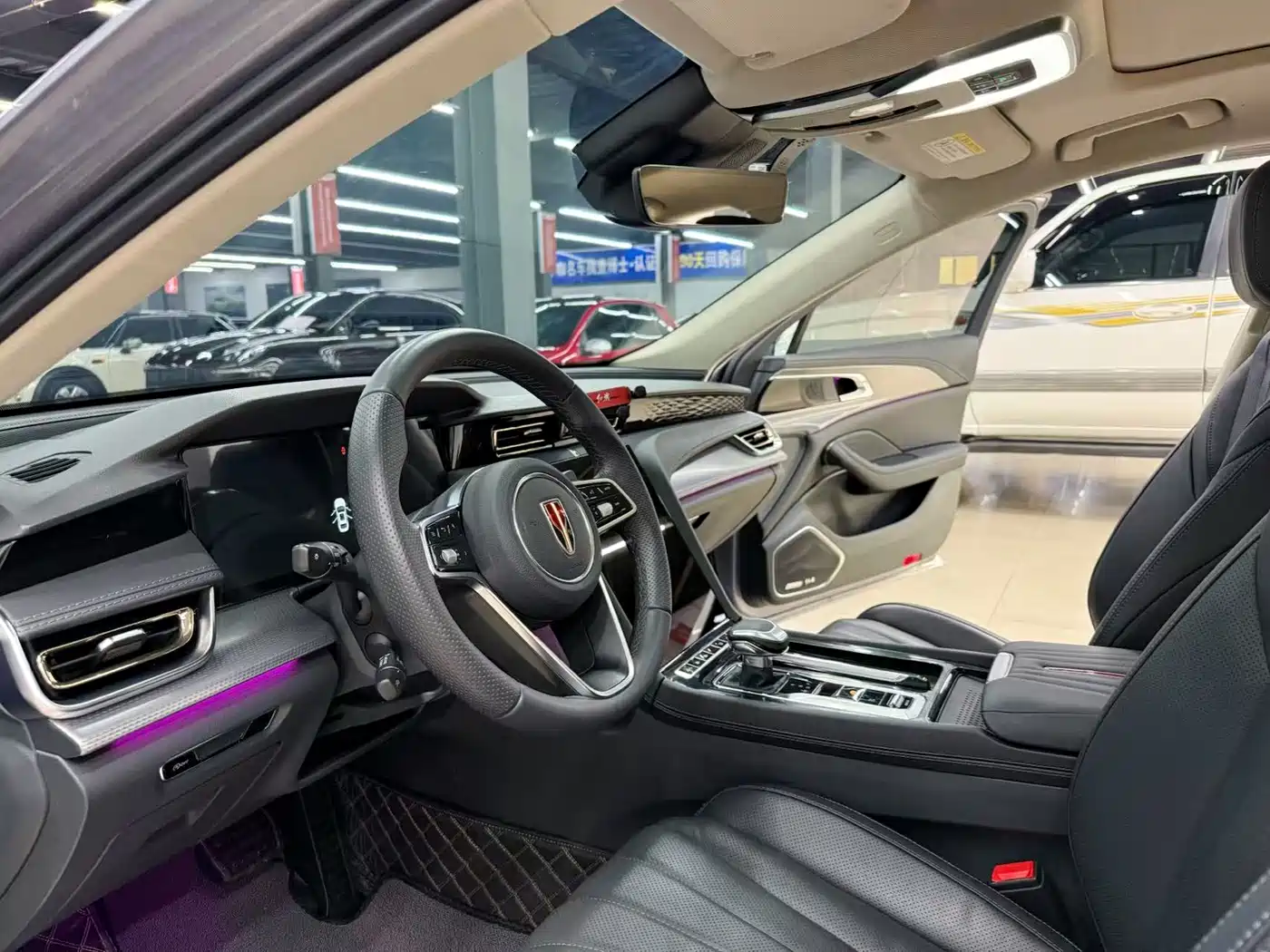 Hongqi H5 2024 2.0T Automatic Smart Connect Flag Smooth Edition фото 5
