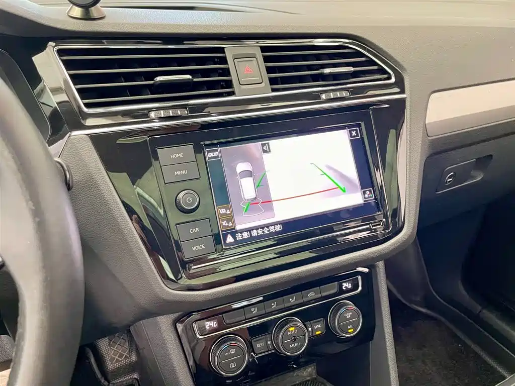 Volkswagen Tiguan L 2019 330TSI Automatic 2WD Panorama Comfort Edition China VI фото 11