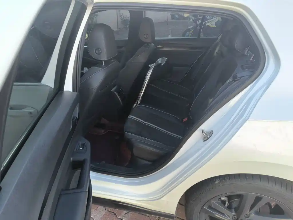 Volkswagen Golf 2024 2023 280TSI DSG R-Line Lite