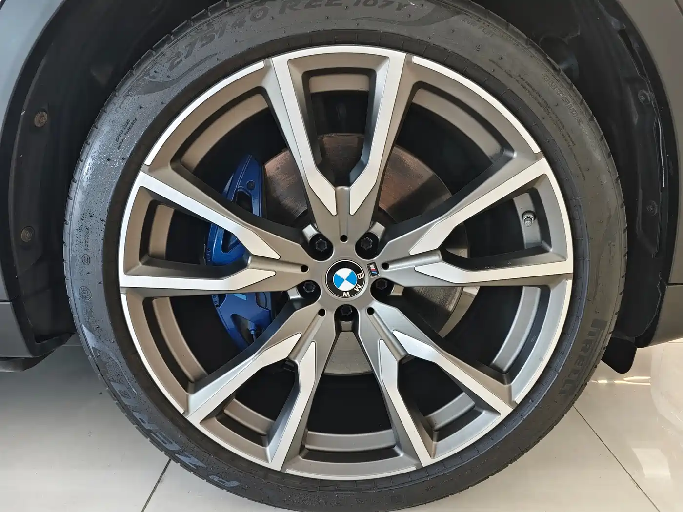 Фото 8 - BMW X7