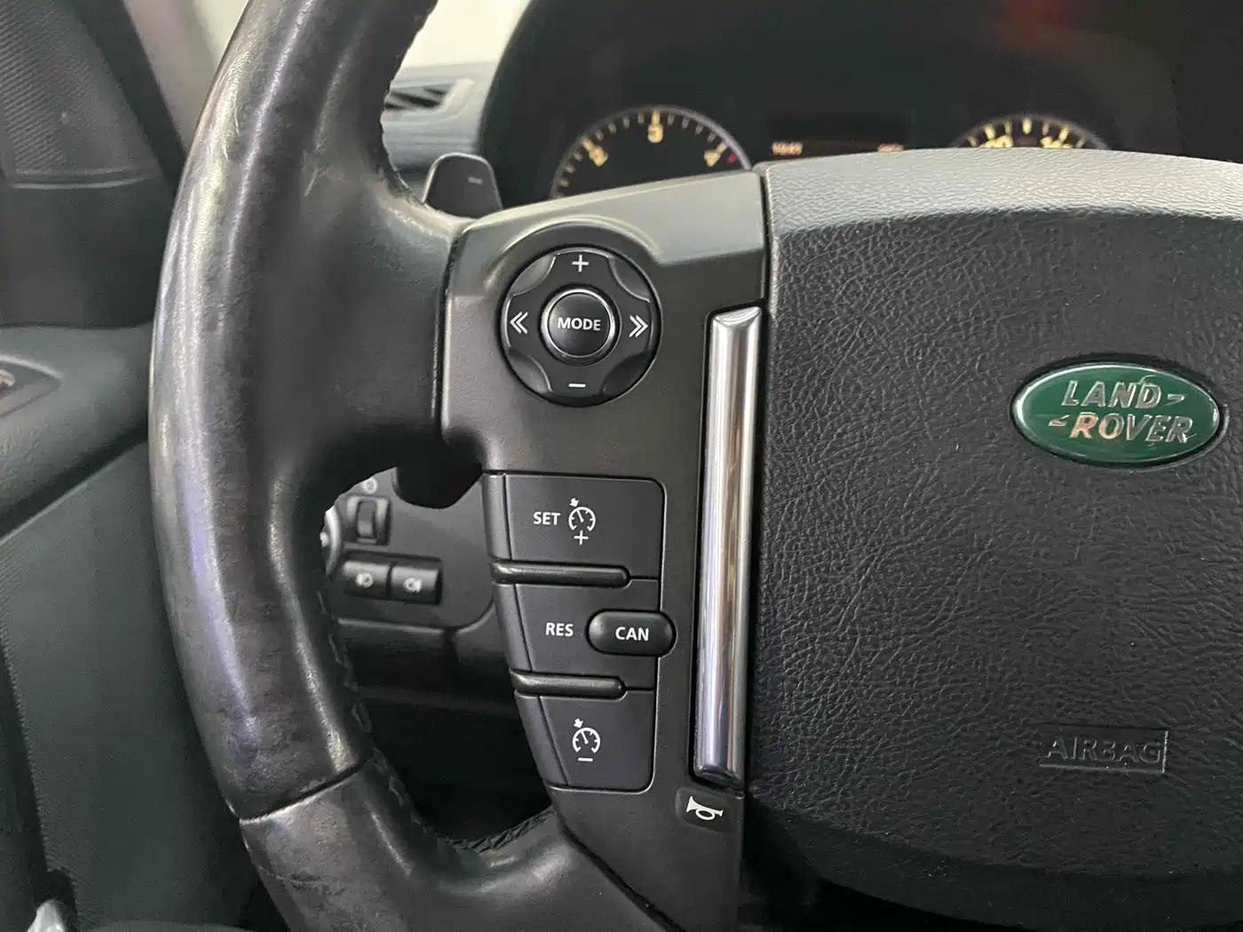 Land Rover Discovery 2013 3.0 SDV6 HSE Diesel фото 20