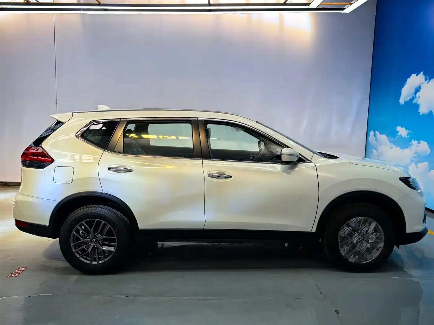Nissan X-Trail 2026 2025 Honor 2.0L 2WD Leading Edition