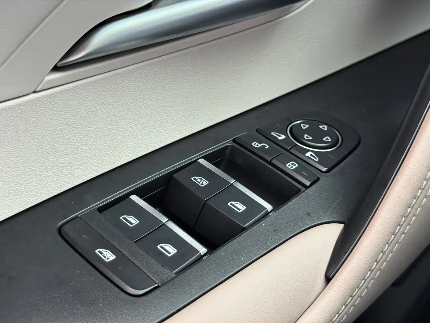 BYD Song Pro New Energy 2023 Champion Edition DM-i 71KM Leading Type фото 20