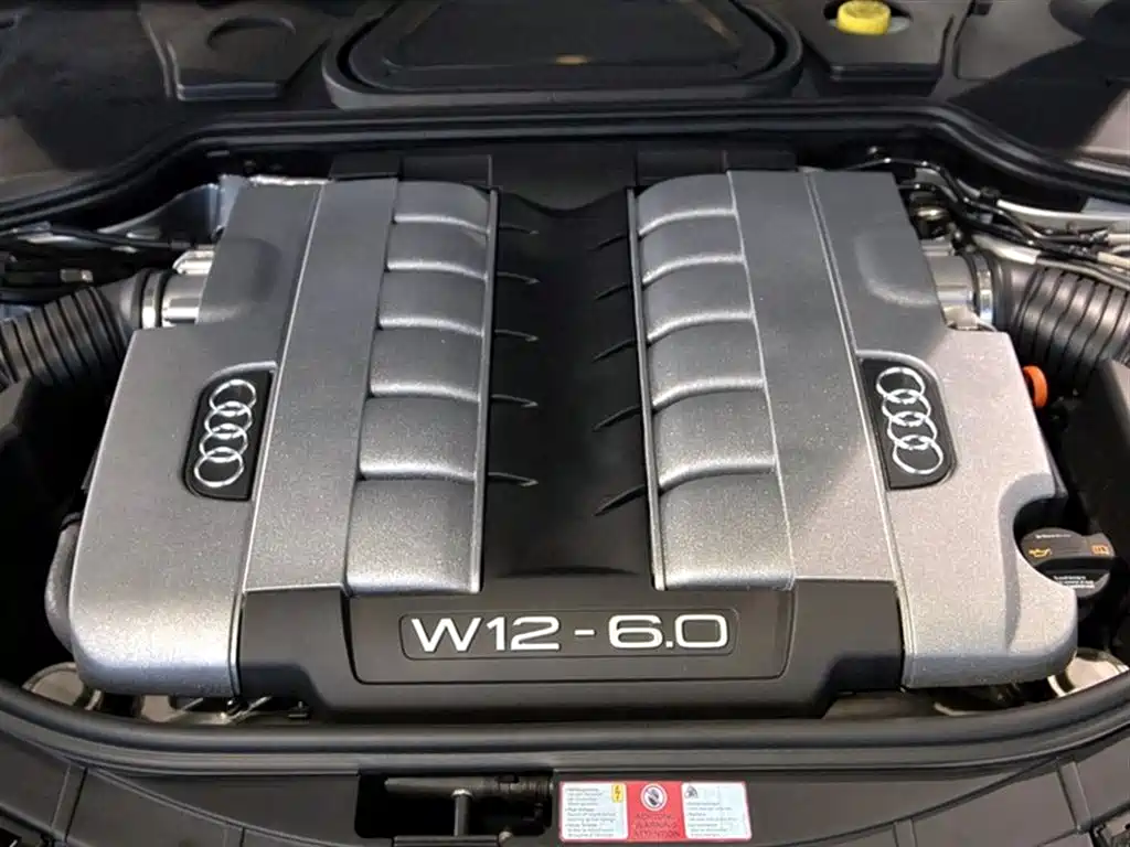 Фото 15 - Audi A8