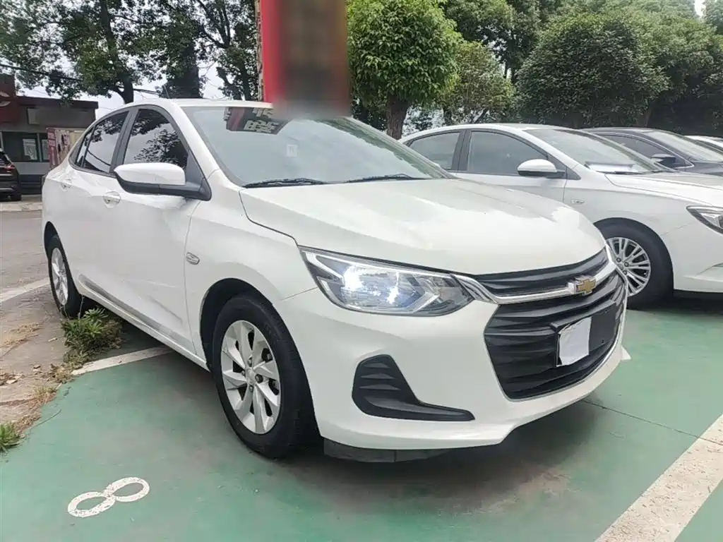 Chevrolet Cavalier 2022 325T Auto Delight Edition фото 4