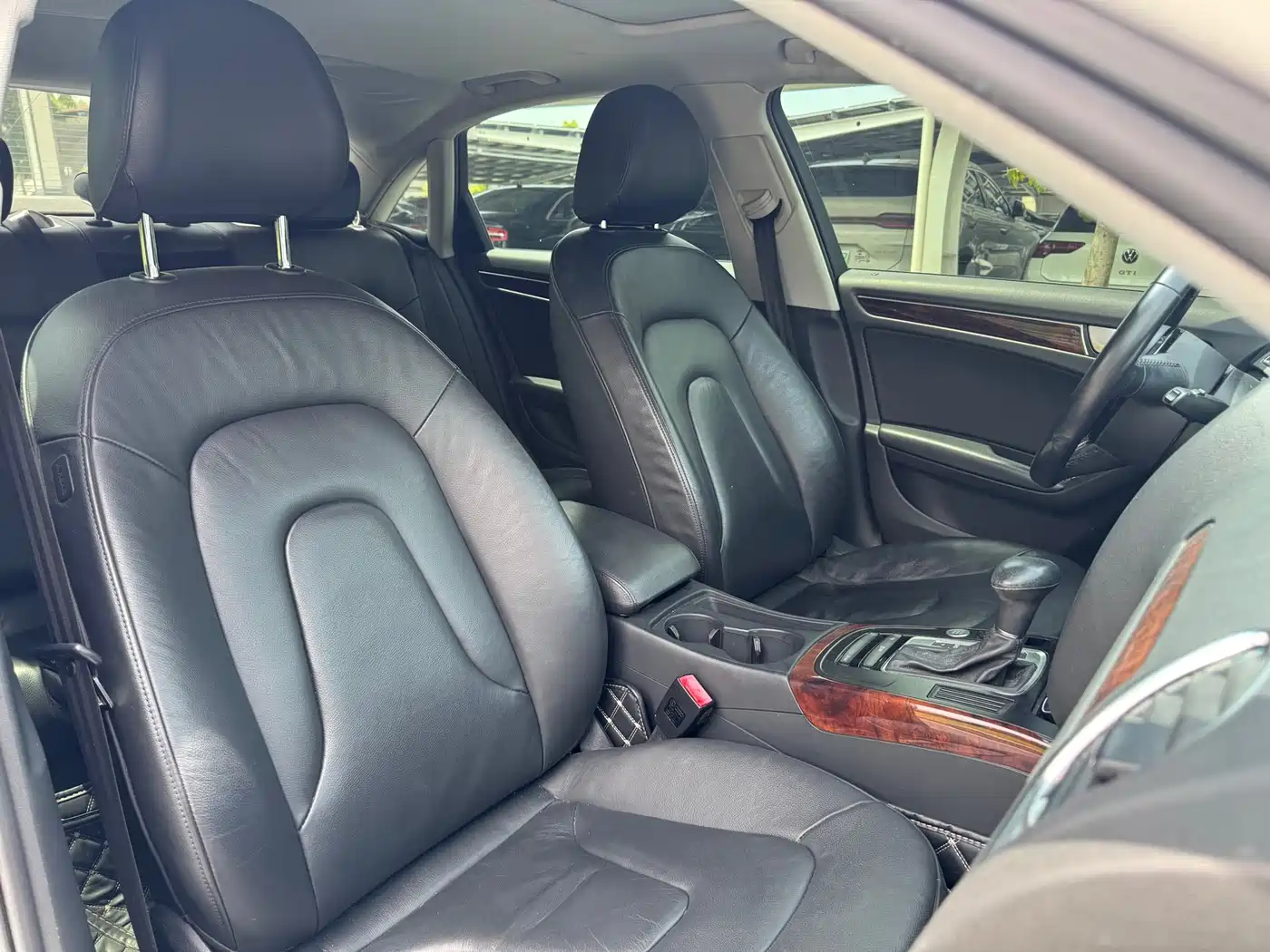 Audi A4L 2015 35 TFSI Auto Comfort фото 16