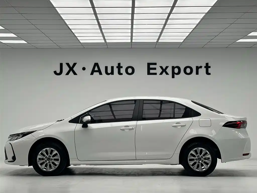 Toyota Corolla 2023 1.2T Pioneer Edition фото 6