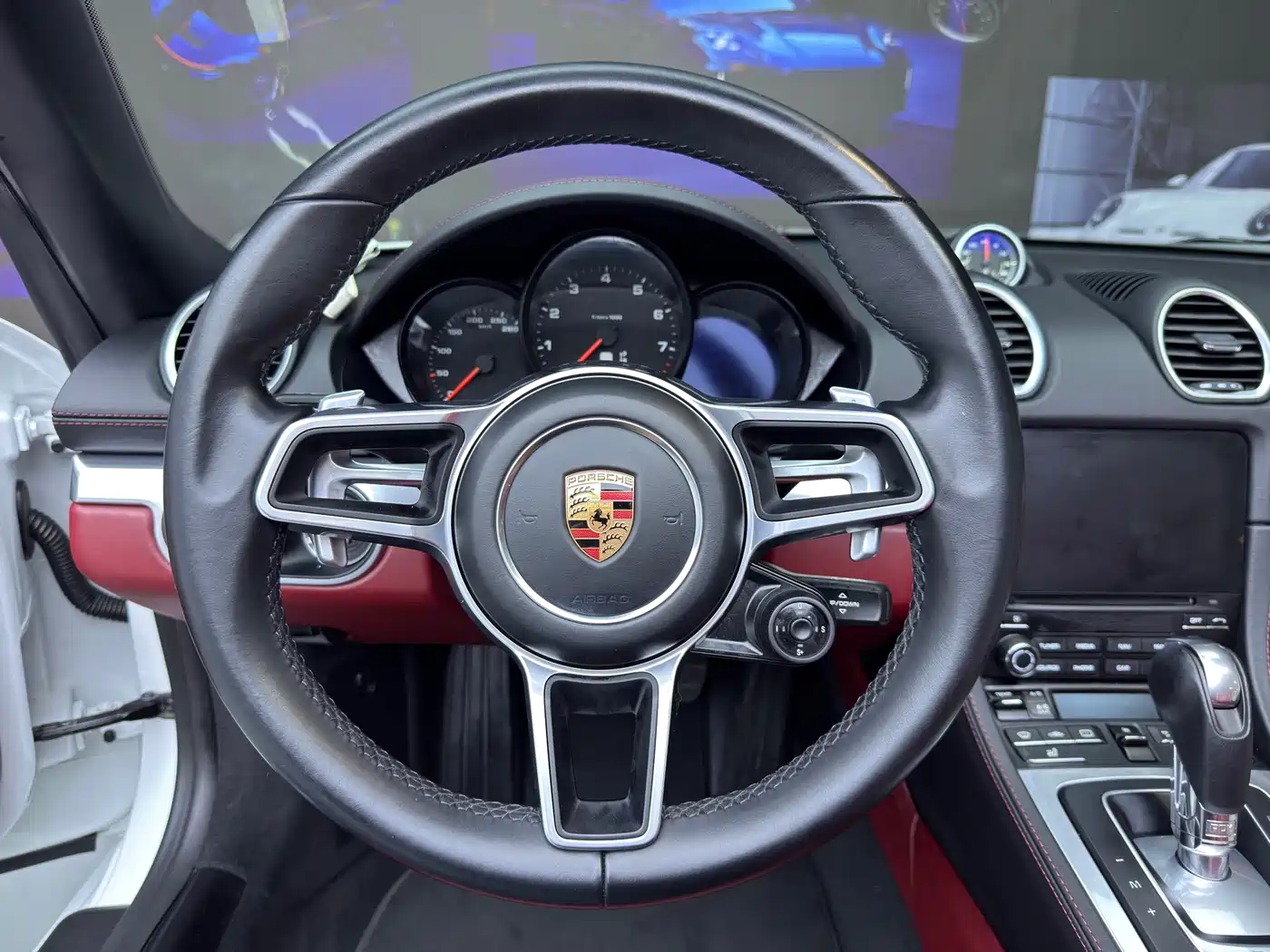 Porsche 718 2018 Boxster 2.0T фото 9