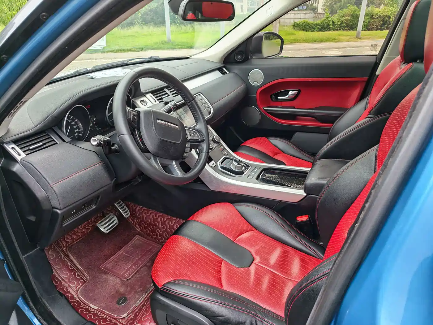 Land Rover Range Rover Evoque (Import) 2014 2.0T 5-door Brilliance Sport фото 12