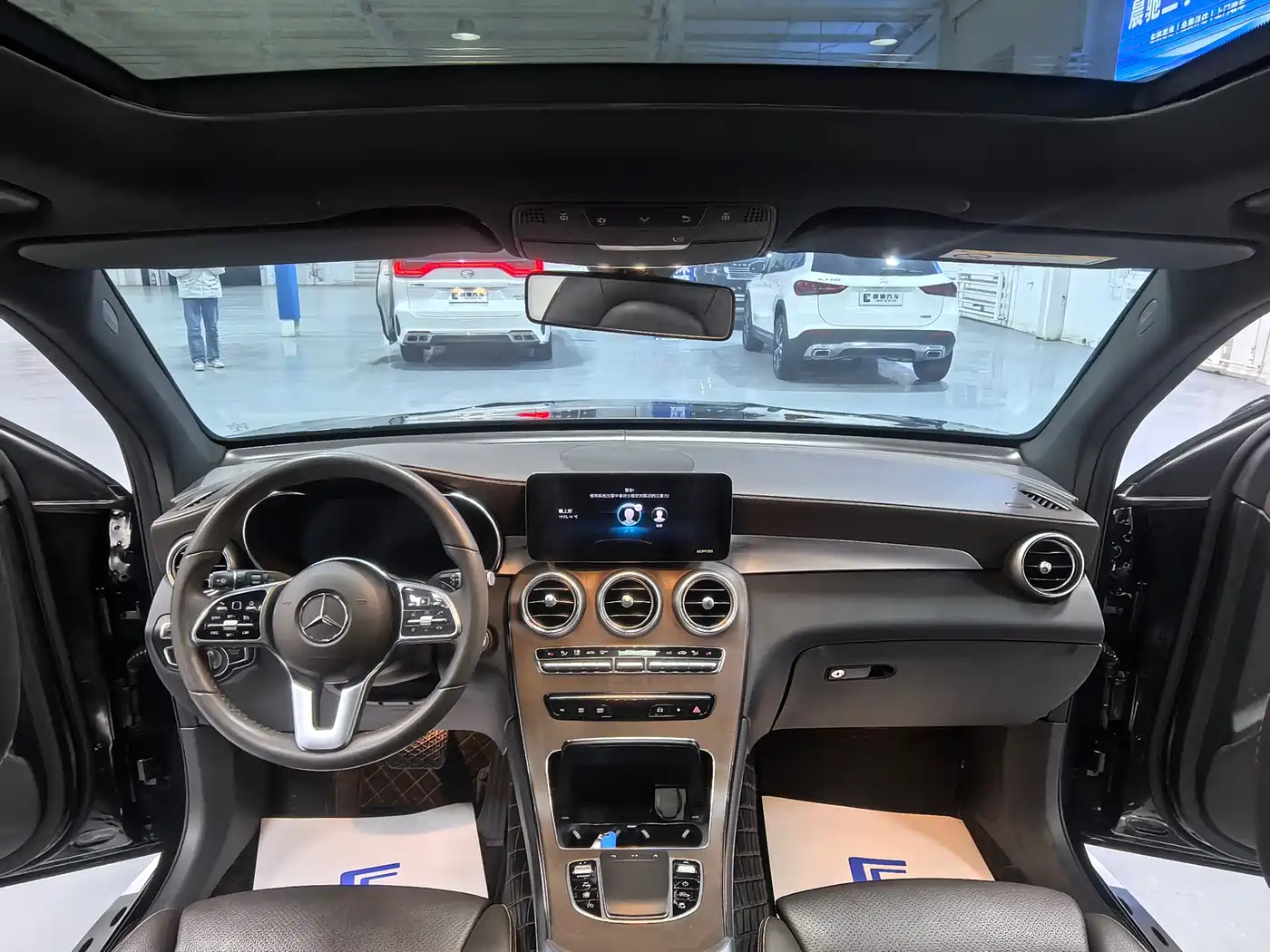 Mercedes-Benz GLC 2021 GLC 260 L 4MATIC Luxury фото 10