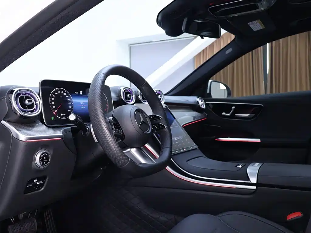 Mercedes-Benz C-Class 2023 C 260 L Sport фото 11