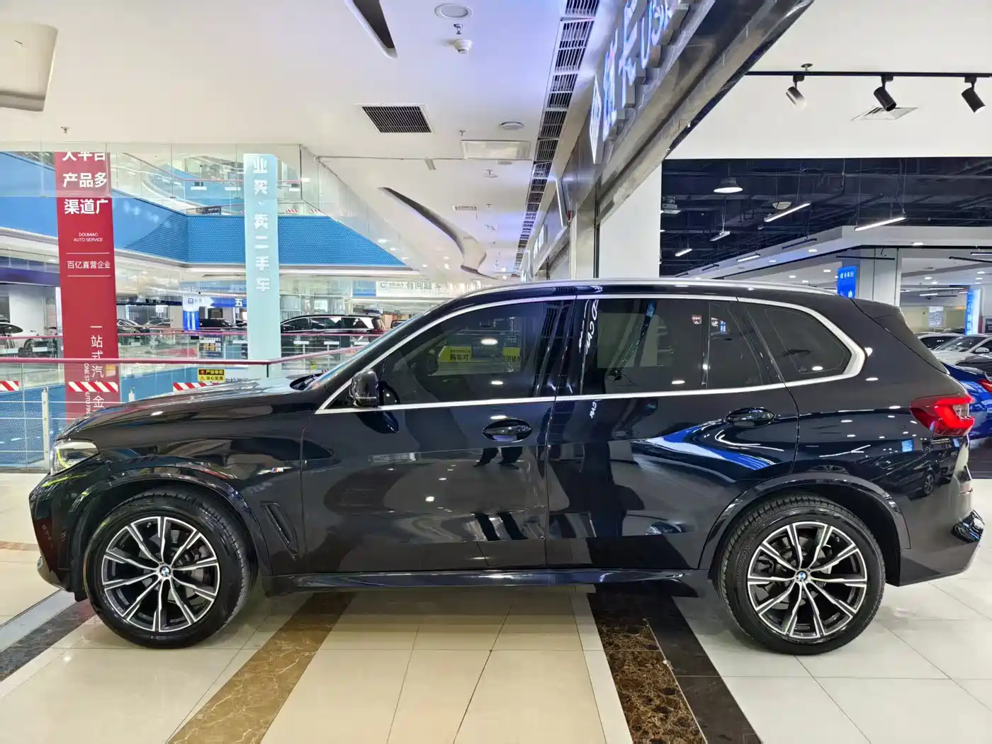 BMW X5 (Import) 2022 xDrive30i M Sport Package фото 14