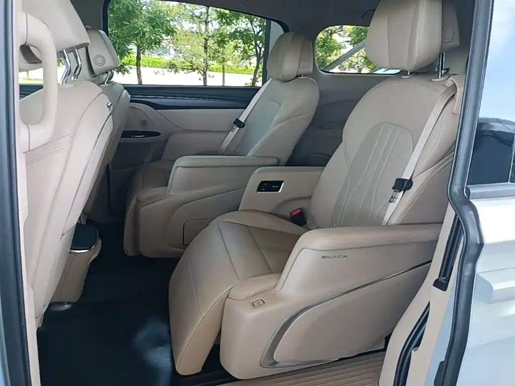 Buick GL8 New Energy 2025 Land Honor Premium Edition 7-Seater фото 17