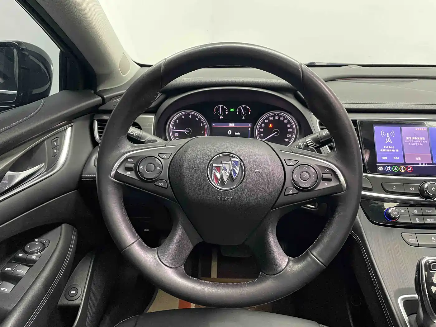 Buick LaCrosse 2021 652T Luxury Edition фото 14