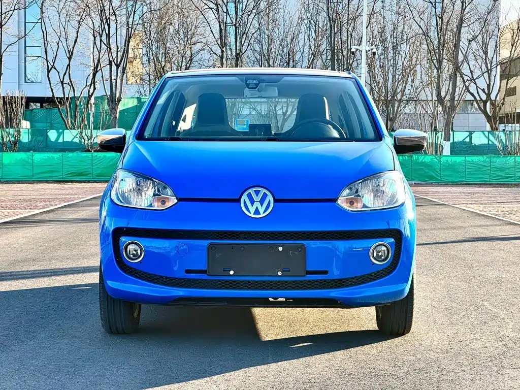2016 Volkswagen up!