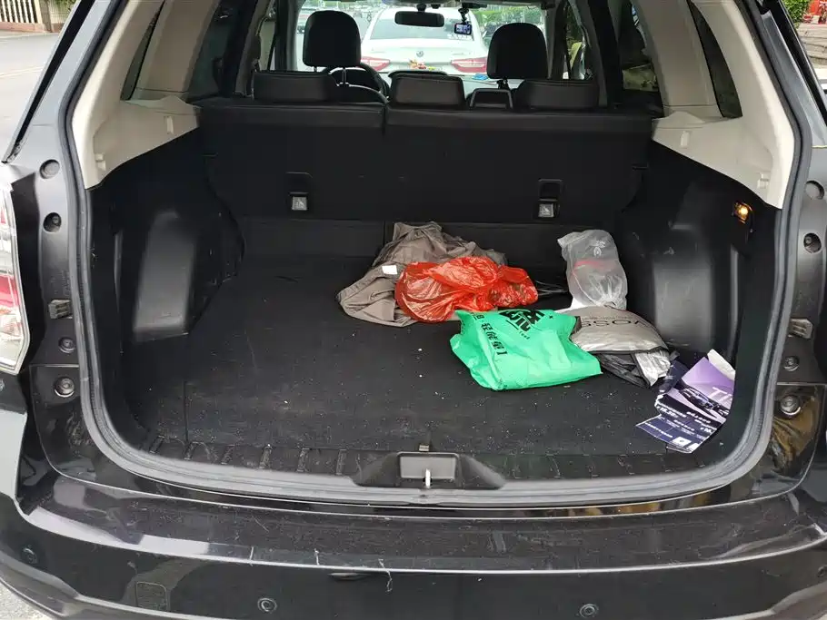SUBARU FORESTER