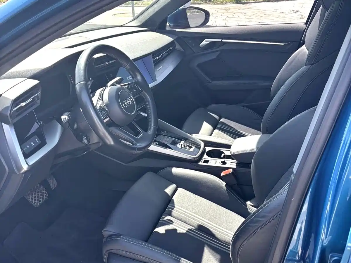 Audi A3 2021 Sportback 35 TFSI Fashion Sport фото 2