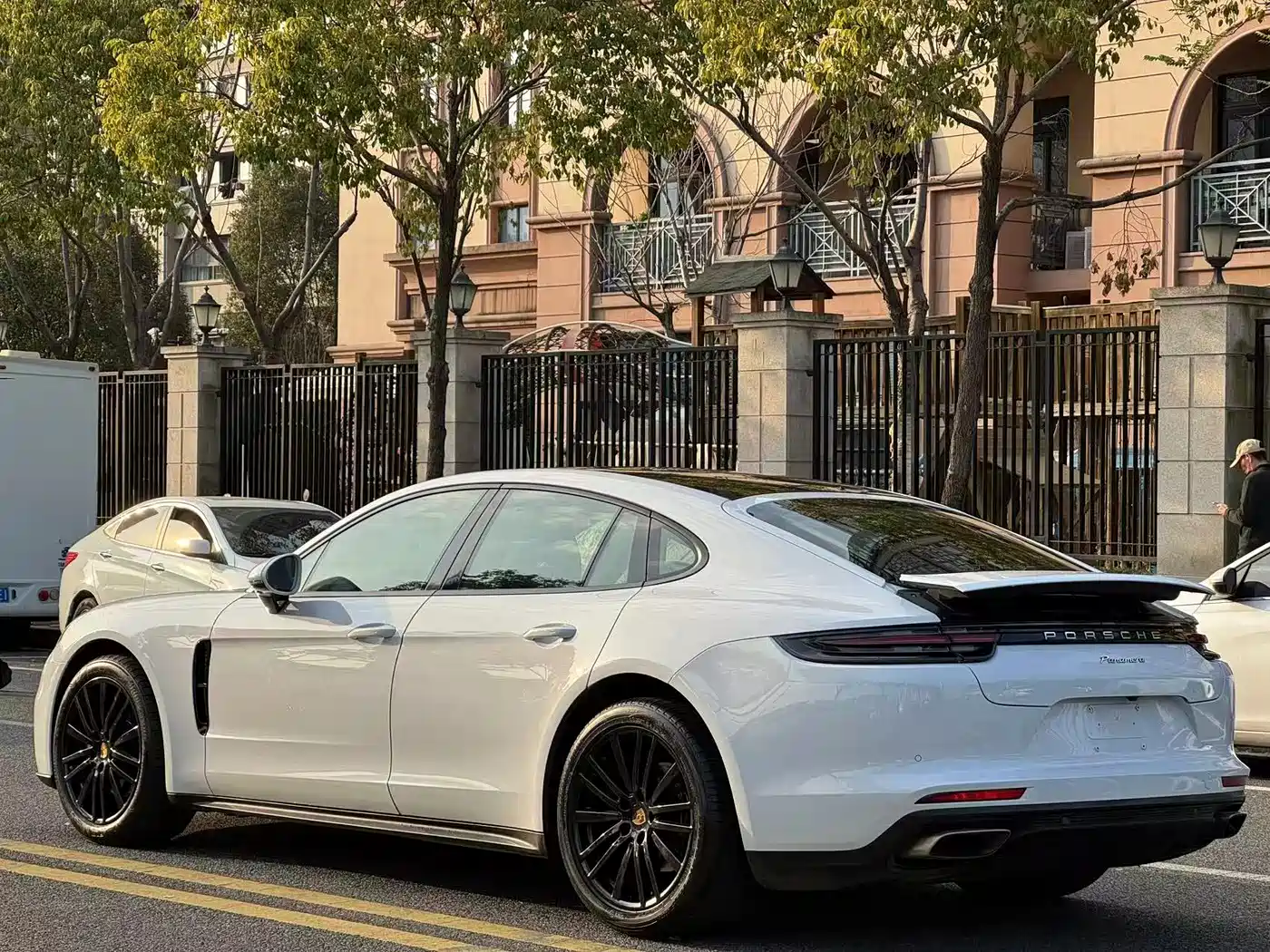Porsche Panamera 2017 Panamera 3.0T фото 6
