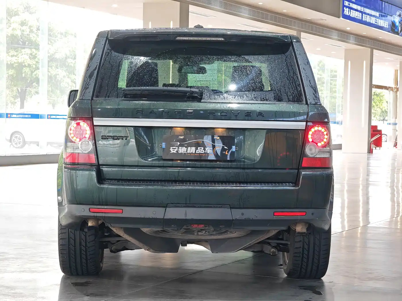 Land Rover Range Rover Sport 2011 3.0 TDV6 Diesel фото 17