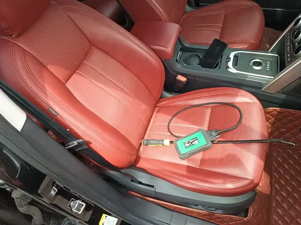 Land Rover Discovery Sport 2019 240PS SE Edition China VI фото 25