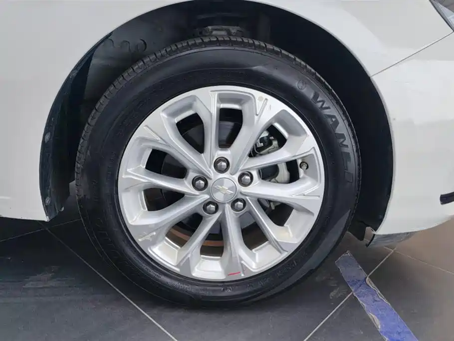 Chevrolet Monza 2024 2023 1.5L Dual-Clutch Enjoyment Edition