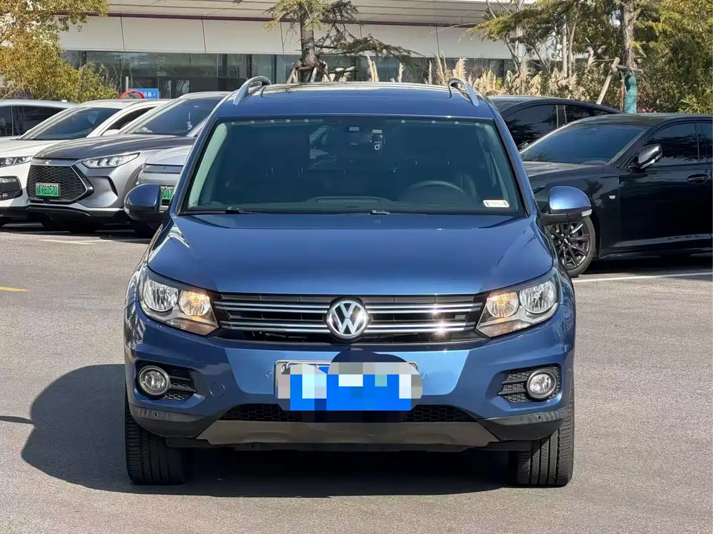 Volkswagen Tiguan 2012 2.0TSI Comfort фото 2