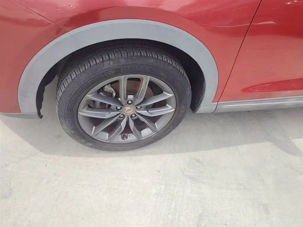 Dongfeng Fengguang Fengguang ix5 2019 2019 220T CVT Smart Style China V