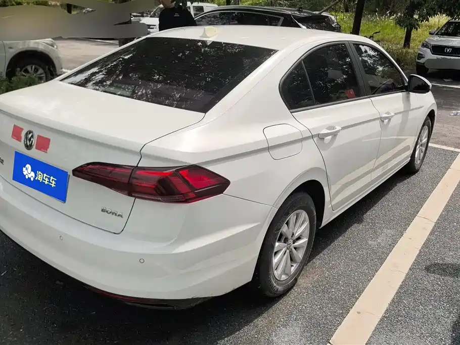 Volkswagen Bora 2020 1.5L Automatic Fashion фото 3
